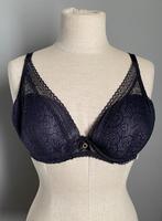 Zwarte voorgevormde BH Chantelle maat D80, Kleding | Dames, Ondergoed en Lingerie, Chantelle, Verzenden, Zwart, BH
