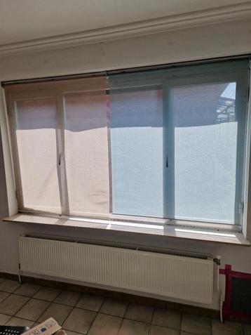 SKOGSKLÖVER 120CM: 1 beige en 1 licht blauwe rolgordijn, inc beschikbaar voor biedingen