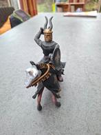 Chevalier et cheval de tournoi de marque Papo., Enlèvement