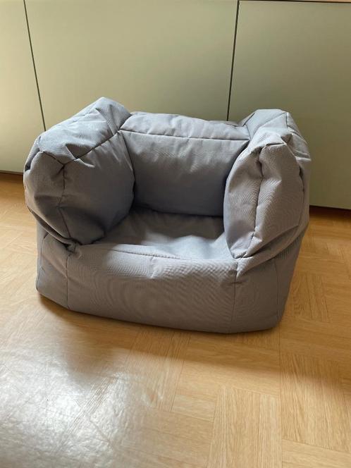 Zitzak kind, Kinderen en Baby's, Kinderkamer | Tafels en Stoelen, Zo goed als nieuw, Stoel(en), Ophalen