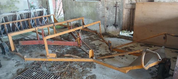 Balenverzamelaar en pakkenklem, Articles professionnels, Agriculture | Tracteurs, Enlèvement