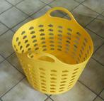 Panier vintage (70's) en matière synthétique flexible, Ophalen