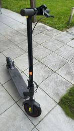 Elektrische step 1jaar oud bijna niet gebruikt., Fietsen en Brommers, Steps, Ophalen of Verzenden, Gebruikt, Elektrische step (E-scooter)