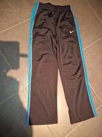 nieuwe zwarte trainingsbroek Nike - maat 158-170, Neuf, Garçon ou Fille, Enlèvement, Nike