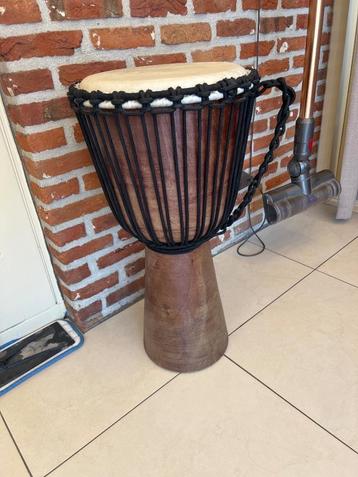 Djembe, Enlèvement, Comme neuf