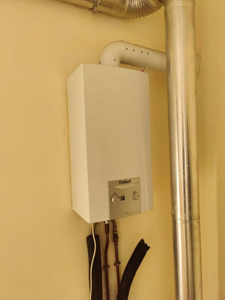 Gasboiler Vaillant, Doe-het-zelf en Bouw, Chauffageketels en Boilers, Gebruikt, Boiler, Aardgas, Minder dan 20 liter, Ouder dan 10 jaar