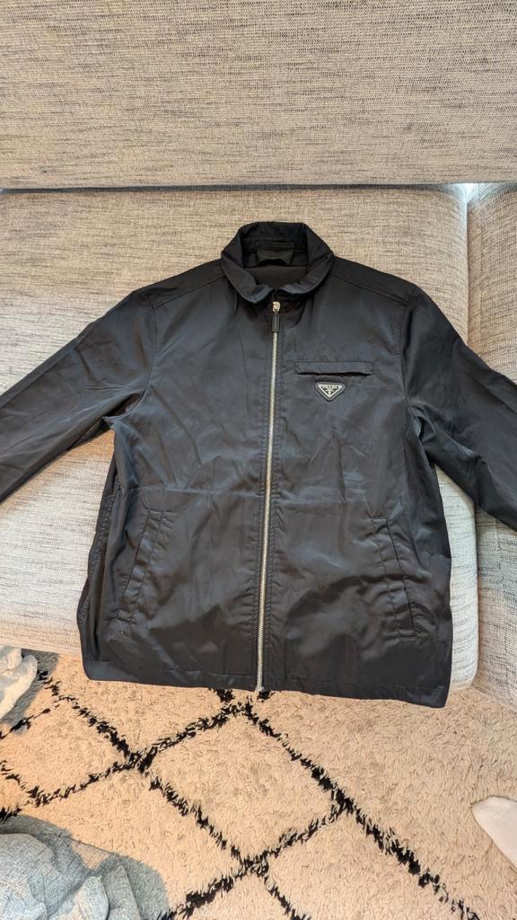 Prada, Kleding | Heren, Jassen | Zomer, Zo goed als nieuw, Maat 52/54 (L), Zwart, Ophalen