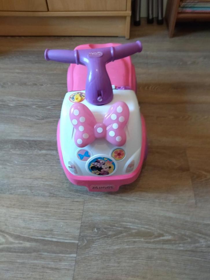Loopauto Minnie Mouse, Kinderen en Baby's, Speelgoed |Speelgoedvoertuigen, Gebruikt, Ophalen