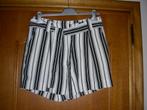 Short (wit en zwart gestreept), merk : H&M, maat 40, Kleding | Dames, Broeken en Pantalons, Maat 38/40 (M), H&M, Kort, Zwart