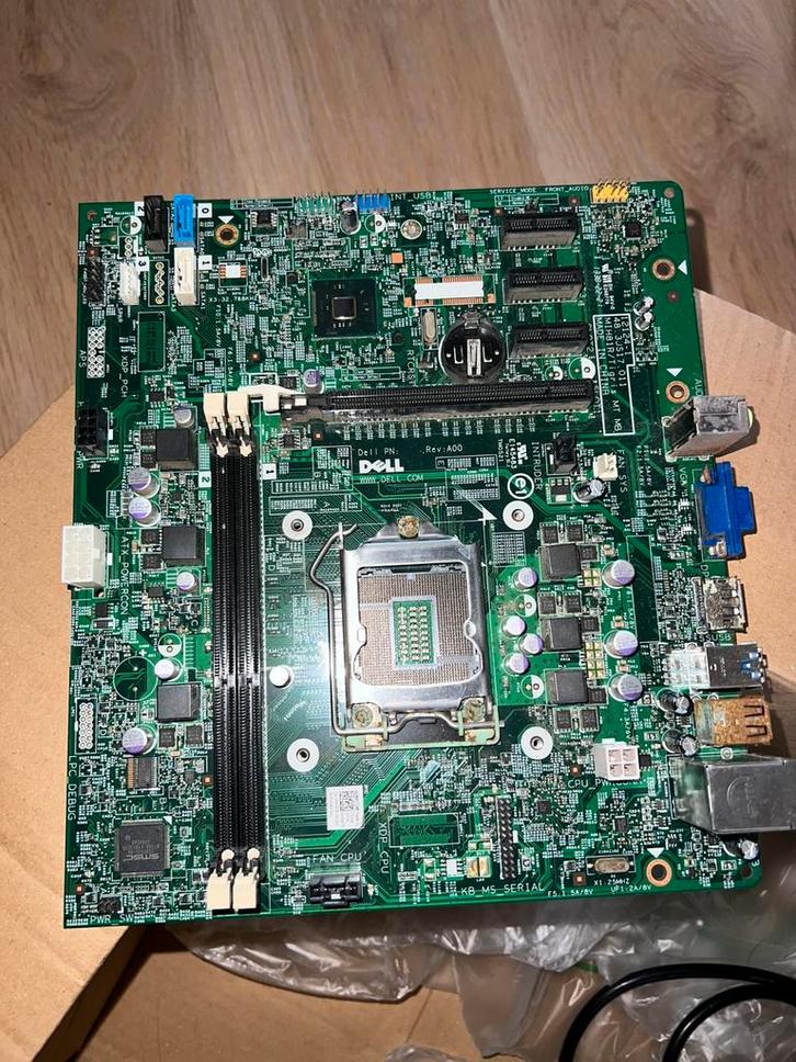 DELL VJ4YX/40DDP/MIH81R, Computers en Software, Moederborden, Gebruikt, DDR3, Ophalen