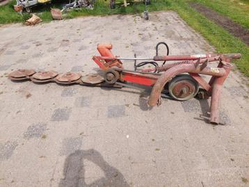 Schijvenmaaier vicon cm165 en balenklem  beschikbaar voor biedingen