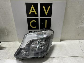 Koplamp Mercedes Sprinter W906 Facelift A9068205600 Links beschikbaar voor biedingen