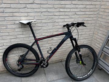 Cube GTC carbon MTB Medium, Enlèvement, Utilisé