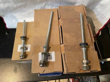 stokschroeven zonnepanelen beschikbaar voor biedingen