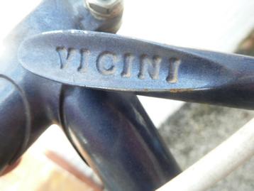 Vélo - Cadre VICINI Vintage + pièces shimano 105.