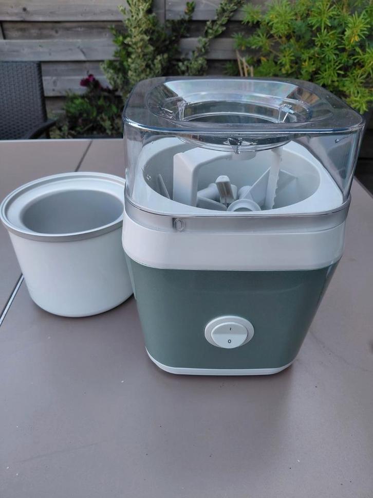 Ijsmachine cuisinart, Elektronische apparatuur, IJsmachines, Zo goed als nieuw, Ophalen of Verzenden