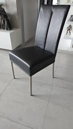 Te koop: 4 tot 6 lederen eetkamerstoelen, Huis en Inrichting, Stoelen, Ophalen, Zwart, Zo goed als nieuw, Metaal