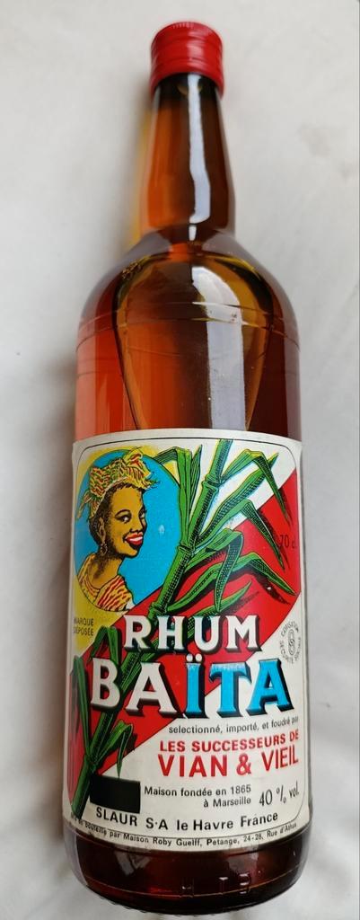 Twee flessen Vintage Rum uit de jaren 80, Verzamelen, Overige Verzamelen, Ophalen of Verzenden