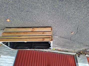Bloembak sterk/stevig geimpregneerd hout met pkantendoek beschikbaar voor biedingen