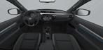 Toyota Hilux 2.8 D-4D MHEV Double Cab Aut Invincible, Auto's, 4 deurs, Stof, Gebruikt, Zwart
