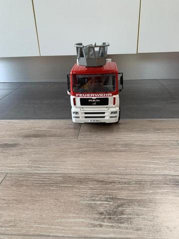 Bruder brandweerauto beschikbaar voor biedingen