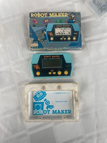 Robotmaker in een complete doos  beschikbaar voor biedingen