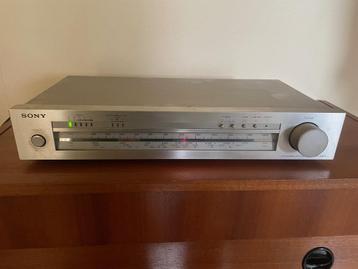 Vintage Sony FM stereo tuner 