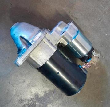 Starter brommobiel 45/u nieuwstaat  beschikbaar voor biedingen