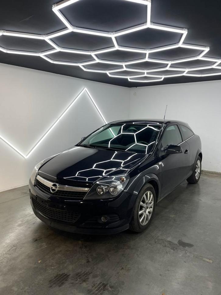 Opel Astra 1.4 GTC| 2010 | 95,694 KM | GARANTIE D'UN AN, Autos, Opel, Entreprise, Achat, Astra, Air conditionné, Cruise Control