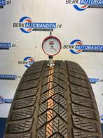 2x Pirelli SottoZero 3 RFT 225/45 R19 96V 225/45/19 2254519, Auto-onderdelen, Banden en Velgen, 19 inch, Gebruikt, Band(en), Personenwagen
