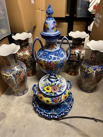 Set vazen beschikbaar voor biedingen