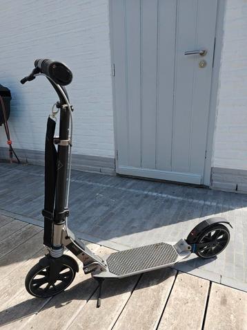 OXELO Step T7XL zwart beschikbaar voor biedingen