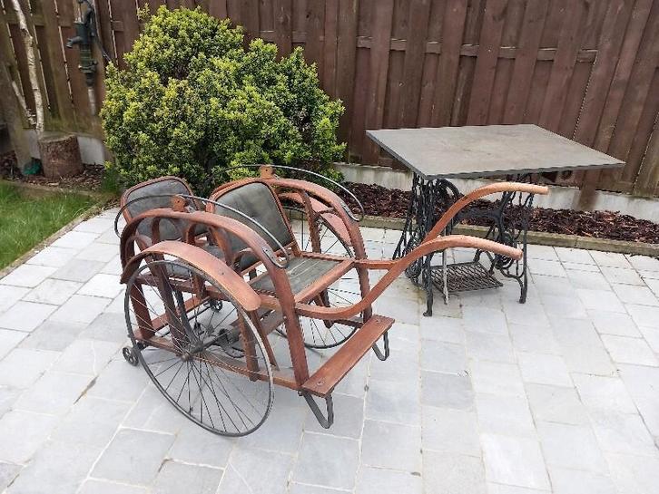 Antiek Thonet Style Tandem Child's Perambulator 19e eeuw, Antiek en Kunst, Curiosa en Brocante, Ophalen