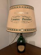 Lampadaire Laurent Perrier, Ophalen
