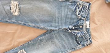 Kleding vrouwen beschikbaar voor biedingen