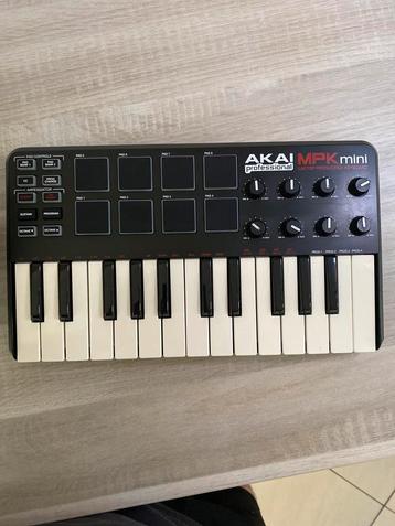 Clavier MIDI Akai MPK Mini Pro, Enlèvement ou Envoi, Utilisé