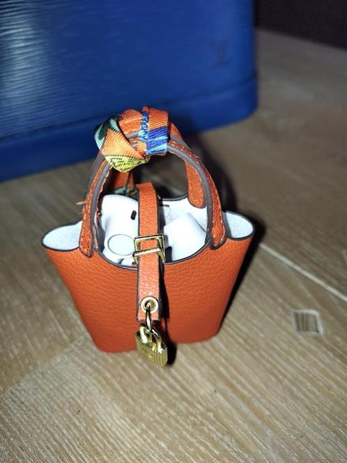 Bedel / Bagcharm 'the bag', Handtassen en Accessoires, Bedels, Nieuw, Overige merken, Overige materialen, 4 bedels of meer, Ophalen of Verzenden