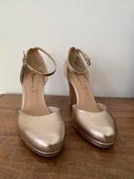 Mooie gouden pumps tamaris maat 40, Vêtements | Femmes, Chaussures, Enlèvement ou Envoi, Comme neuf, Escarpins