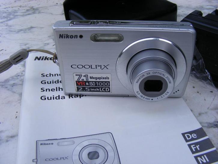 NIKON COOLPIX S200 - fototoestel, Audio, Tv en Foto, Fotocamera's Digitaal, Zo goed als nieuw, Compact, Nikon, Ophalen of Verzenden