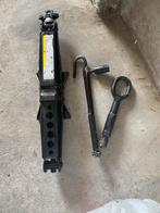 Cric + anneau remorque Audi, Audi