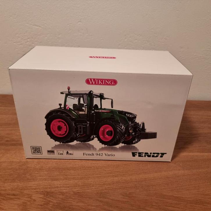 Fendt 942 Vario Wiking, Hobby & Loisirs créatifs, Voitures miniatures | 1:32, Neuf, Tracteur et Agriculture, Autres marques, Enlèvement ou Envoi