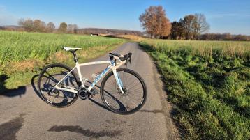 Trek Emonda SLR 7 + powermeter + SRAM ETAP RED beschikbaar voor biedingen