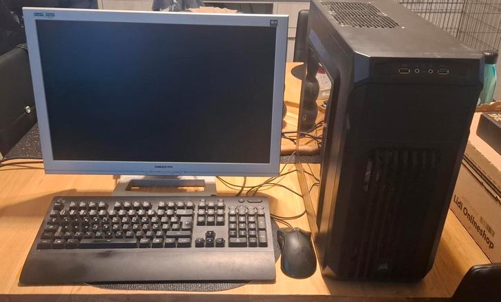 Gaming pc, Computers en Software, Desktop Pc's, Gebruikt, 3 tot 4 Ghz, HDD, SSD, Met videokaart, Met monitor, Gaming, Ophalen