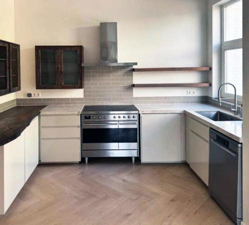 Prachtige IKEA  U keuken met Marmer en Boomstam blad, Huis en Inrichting, Keuken | Complete keukens, Gebruikt, U-keuken, Graniet of Steen
