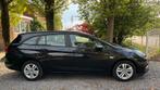 Opel Astra 2021 - nieuw staat - 39000 km, Stof, 1465 kg, Zwart, Particulier