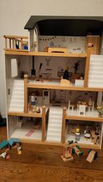 Houten poppenhuis Petite Amélie, Kinderen en Baby's, Ophalen, Zo goed als nieuw, Poppenhuis