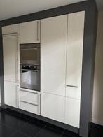 WAANZINNIG DESIGN KEUKEN MET KASTENWAND, Huis en Inrichting, Keuken | Complete keukens, Ophalen, Wit, Hoekkeuken, Graniet of Steen