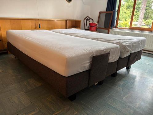 Boxspring 180x200 elektrisch verstelbaar, Huis en Inrichting, Slaapkamer | Boxsprings, Zo goed als nieuw, Ophalen