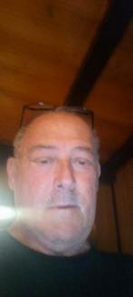 Man alleen en op pensioen 0496 084317, Contacten en Berichten