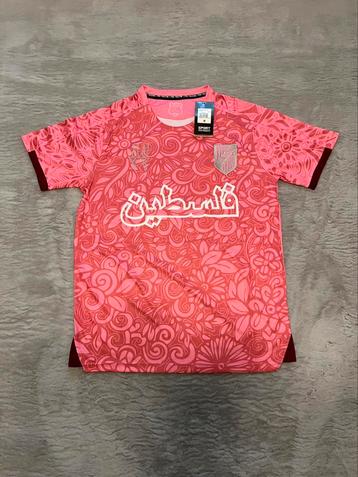Maillot Palestine rose taille M beschikbaar voor biedingen